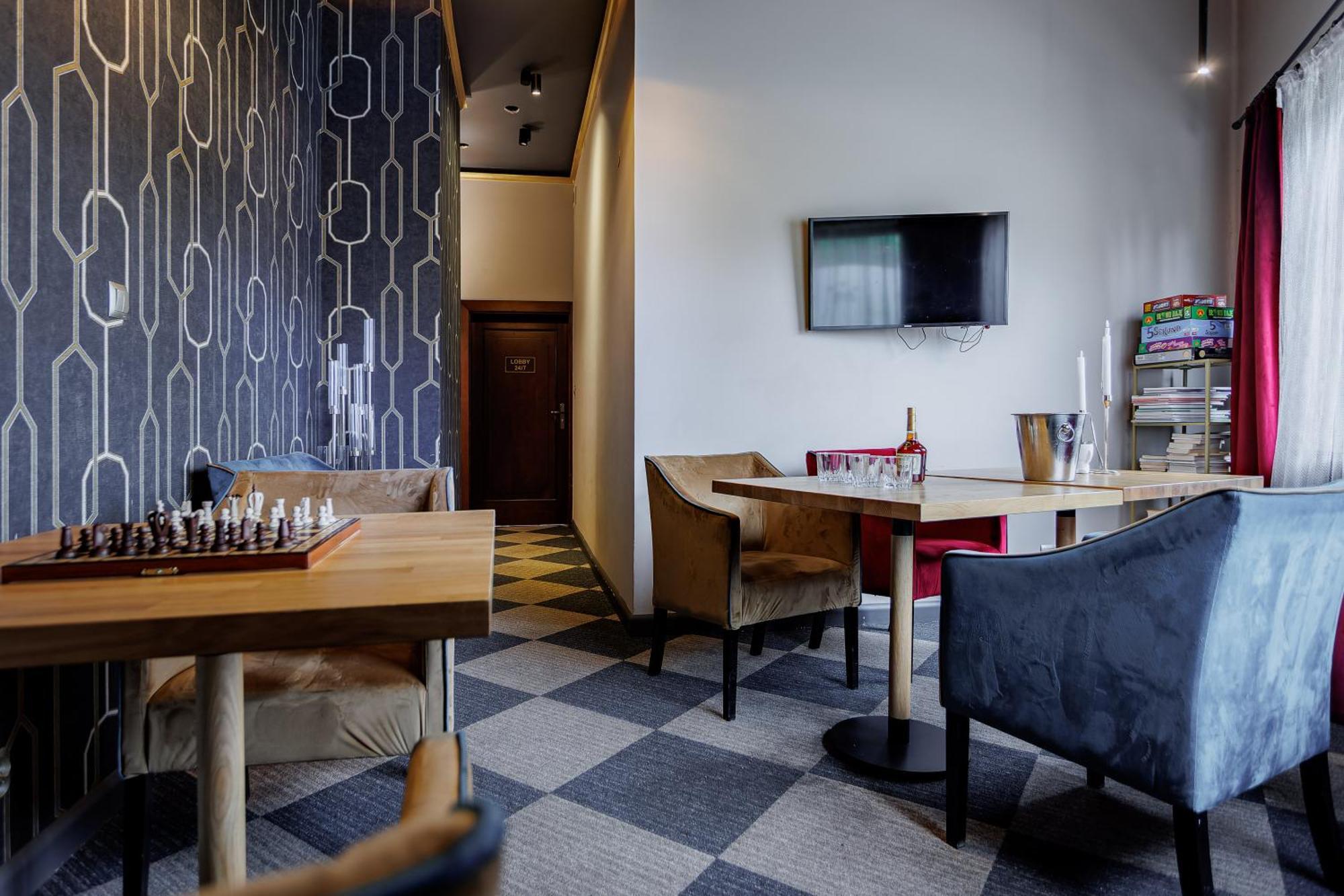 Hotel Cristal Park Dabrowa Tarnowska Экстерьер фото